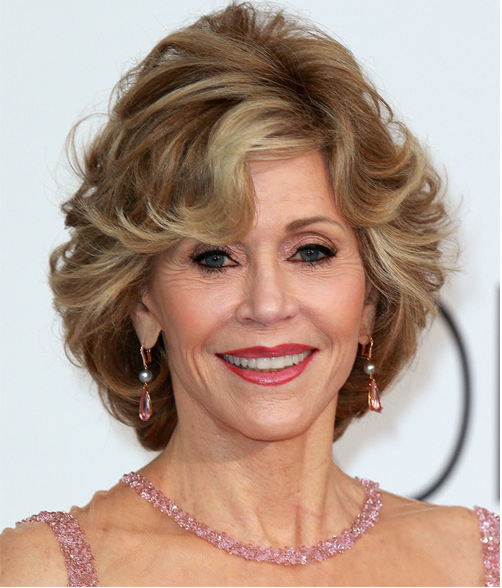 Jane Fonda short straight hairstyle