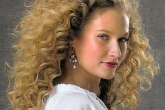 From the Hairstyles Gallery a long beautiful curly hairstyle.